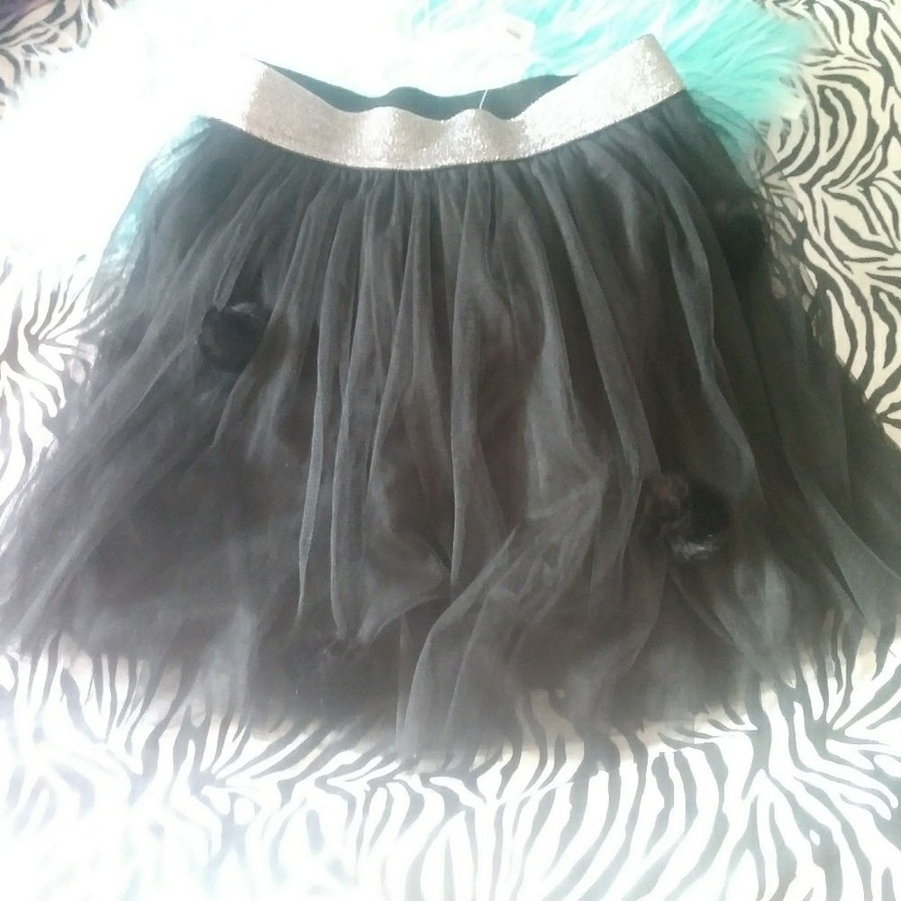 NWT! Girls pompom tulle skirt